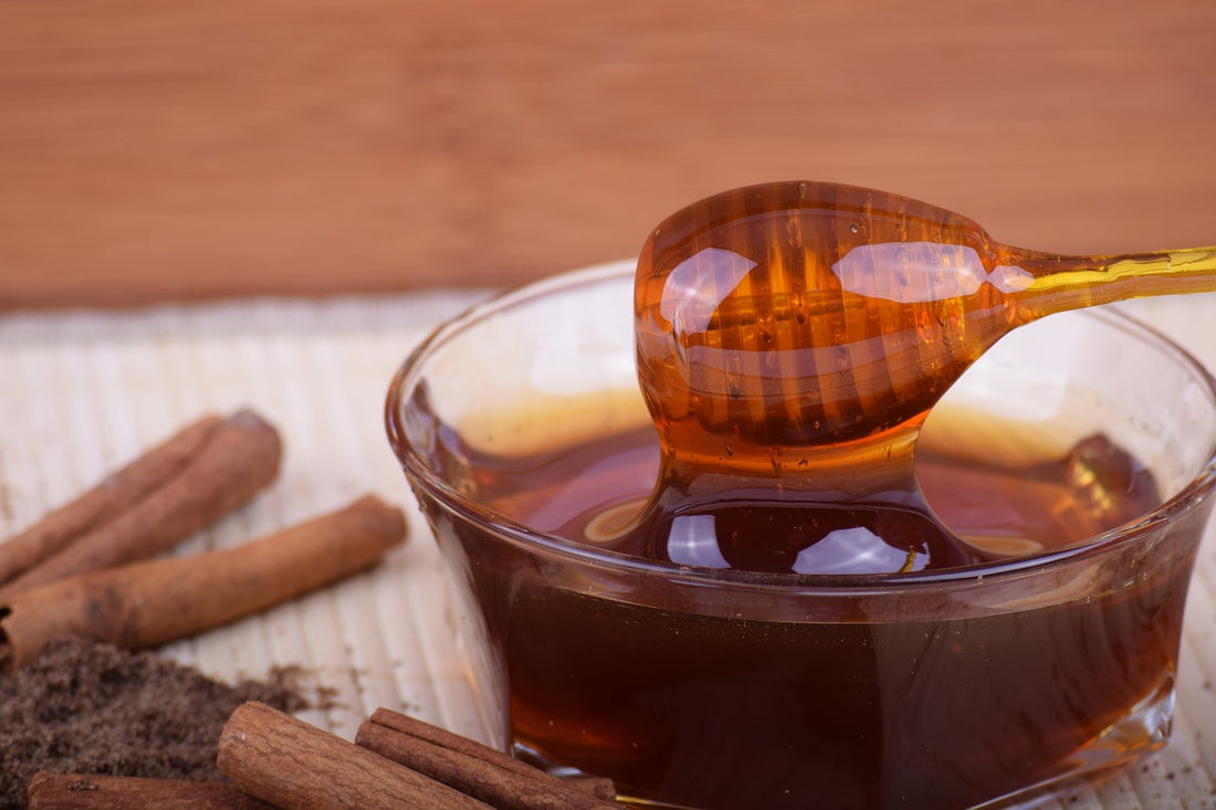 Honey with cinnamon can cure almost any disease!